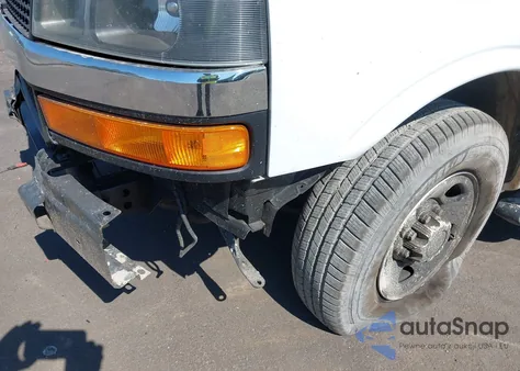 2018 Chevrolet Express 2500 Work Van из США, поврежденный, VIN 1GCWGAFG1J1904192